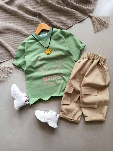 تیشرت شلوارک ایموجی